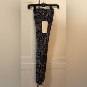 Lululemon Base Pace HR Tight 25”